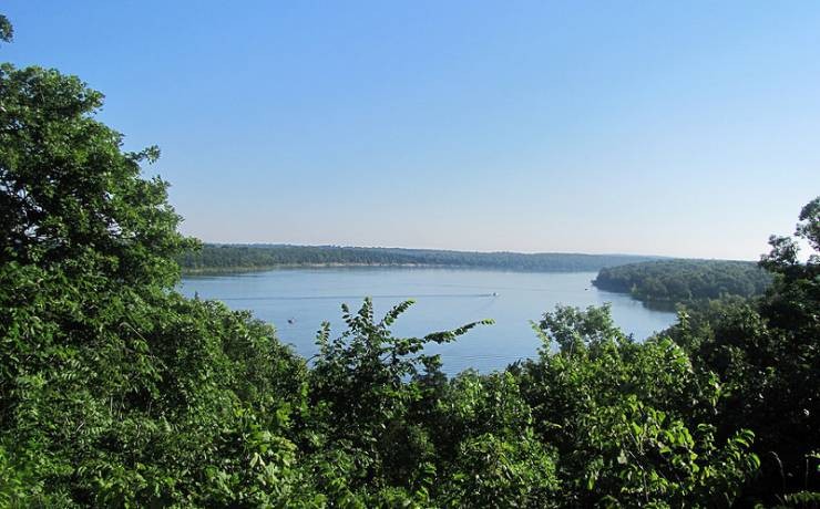 Escape To Nature’s Playground: Missouri’s Pittsburg Park (Pomme De Terre Lake)