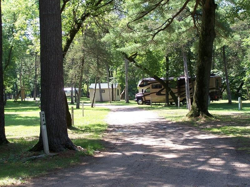 Apple River Family Campground - Somerset, WI - RV Parks