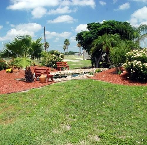 Tropic Winds RV Resort - Harlingen, TX - Encore Resorts - RVPoints.com