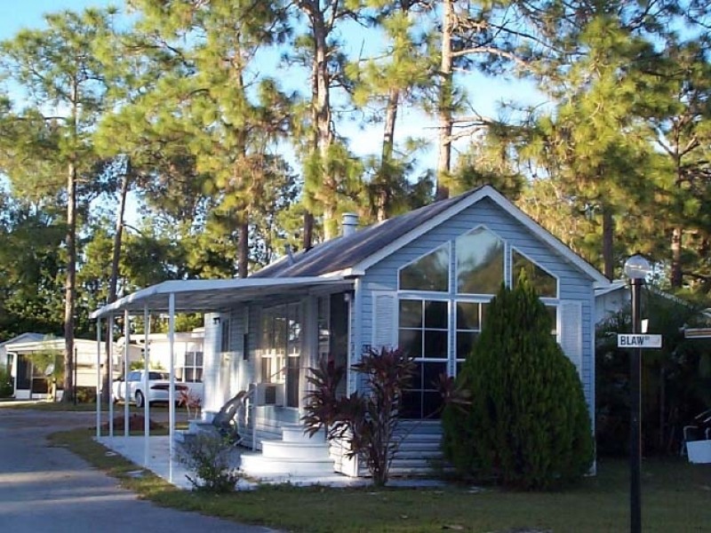 Sunseekers Rv Park - Fort Myers, FL - RV Parks
