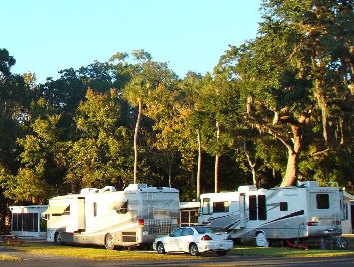 Holiday Lodge Golf Resort & RV Park Tomah, WI RV Parks