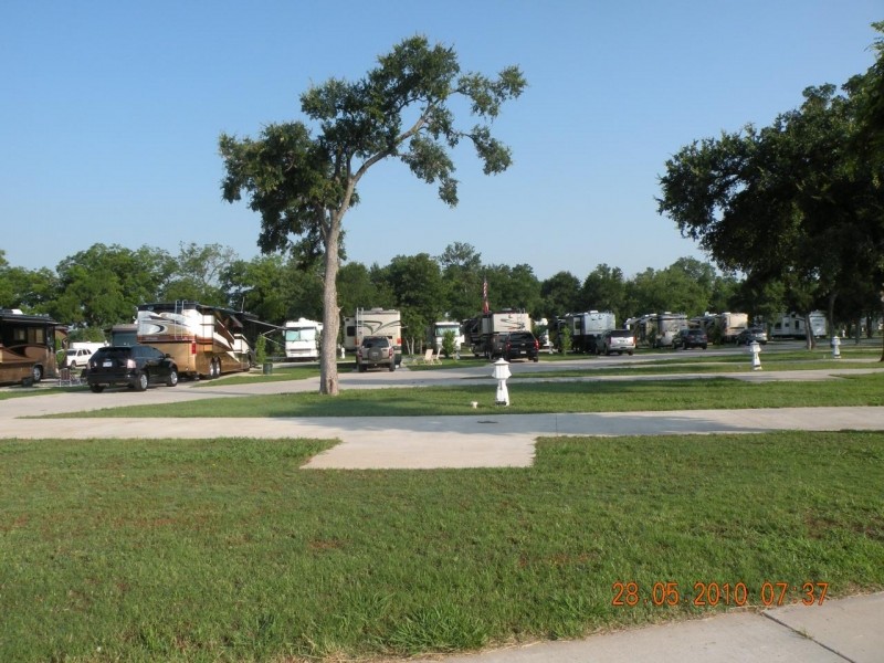 Oak Creek RV Park - Weatherford, TX - RV Parks - RVPoints.com