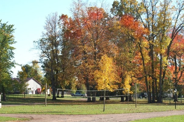 Pete's Retreat Family Campground & RV Park - Aitkin, MN - RV Parks