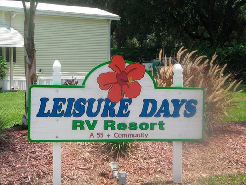 Leisure Days RV Resort Zephyrhills, FL RV Parks