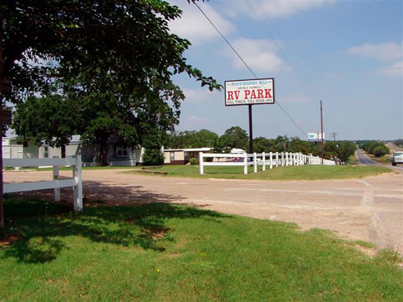 Mockingbird Hill RV Park - Burleson, TX - RV Parks - RVPoints.com