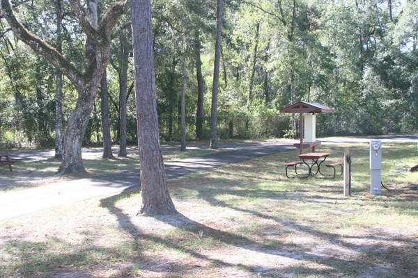 Campers Holiday - Brooksville, FL - RV Parks
