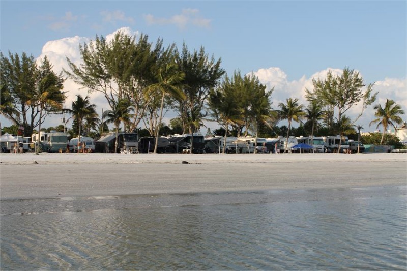 Red Coconut Rv Park - Fort Myers Beach, FL - RV Parks