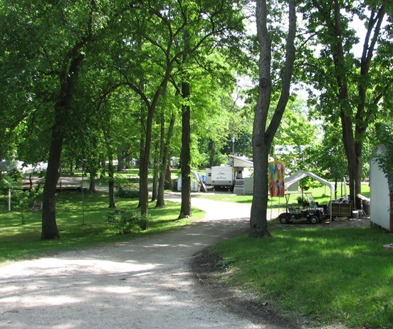 Hickory Hill Campground - Secor, IL - RV Parks