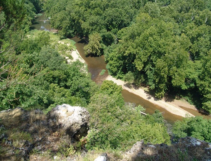 Riverfront Campground & Canoe Rental Lebanon, MO RV Parks