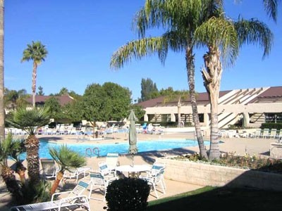Paradise RV Resort - Sun City, AZ - Encore Resorts