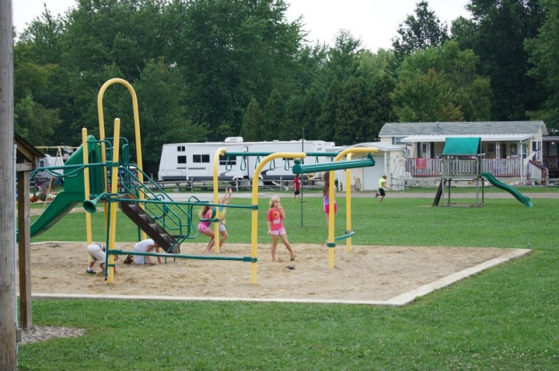 Plymouth Jellystone Park Plymouth, IN RV Parks