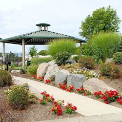 Olde Stone Village RV Park - McMinnville, OR - RV Parks
