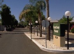 Carefree Manor - Phoenix, AZ - RV Parks