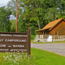 White Memorial Foundation a Family Campground - Litchfield, CT - County / City Parks