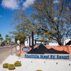 Foothills West RV Resort - Casa Grande, AZ - Encore Resorts