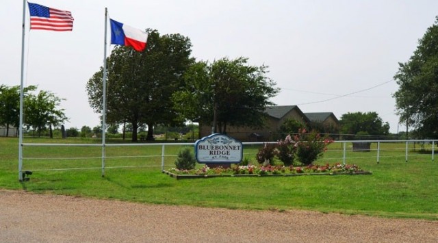 Bluebonnet Ridge RV Park - Terrell, TX - RV Parks