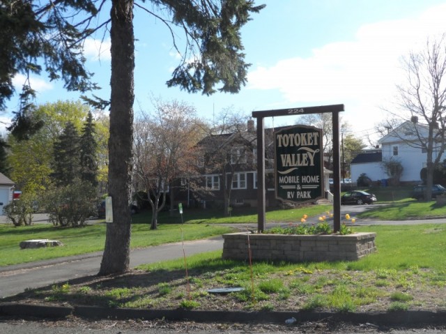 Totoket Valley Mobile Home &amp; RV Park - North Branford, CT - RV Parks