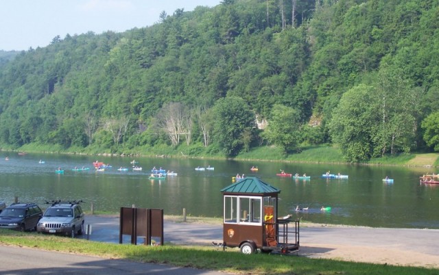 River Beach Campsites  - Dingmans Ferry, PA - RV Parks