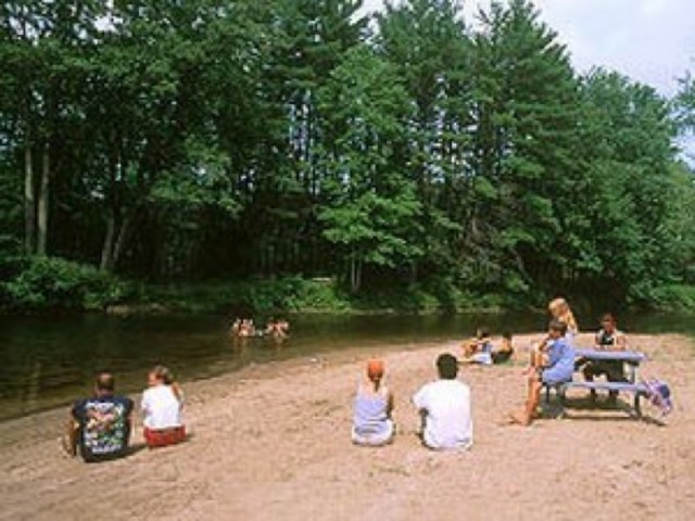 Wadleigh Falls Campground - Lee, NH - RV Parks