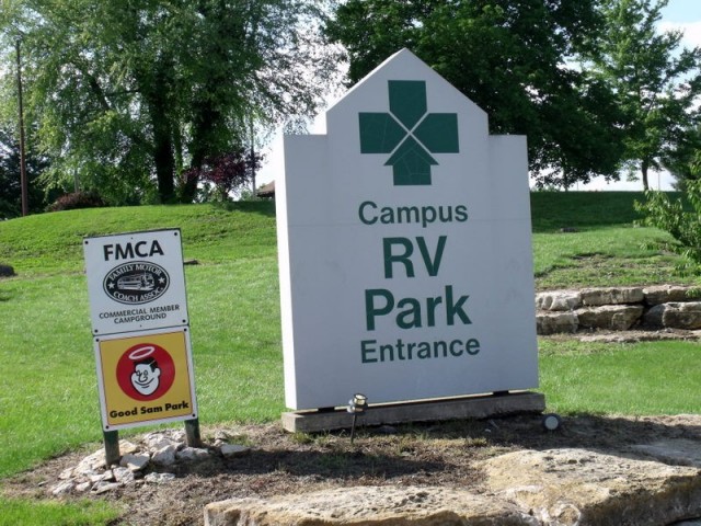 Campus RV Park - Independence, MO - RV Parks