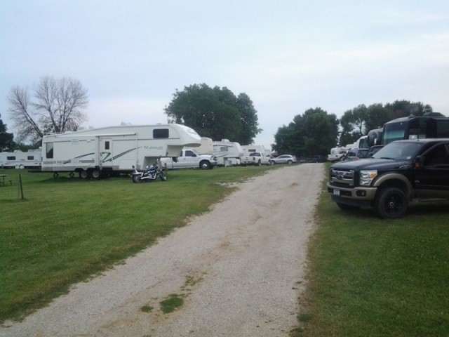 Martins Camping Ground - Joliet, IL - RV Parks