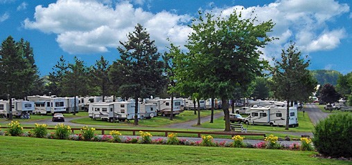 Pine Hill Campgrounds - Kutztown, PA - RV Parks